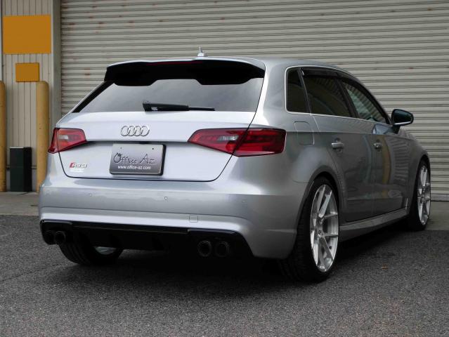 滋賀県中古車　アウディ RS3 RS3スポーツバック