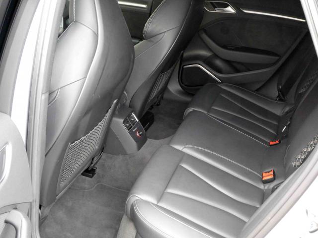 滋賀県中古車　アウディ RS3 RS3スポーツバック