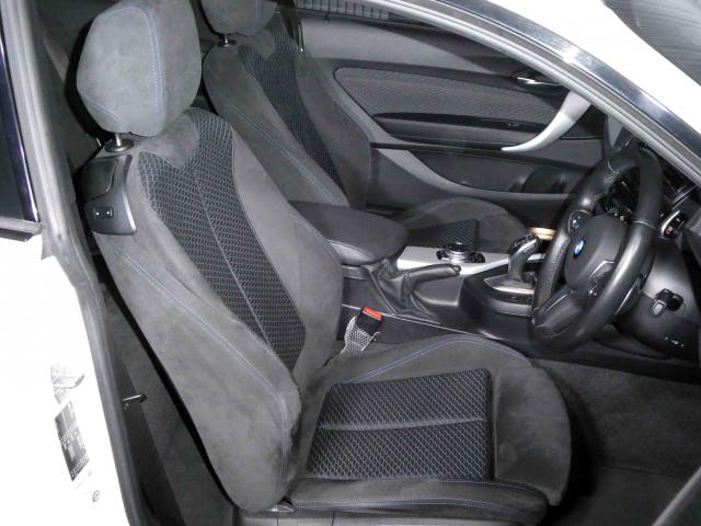 滋賀県中古車　BMW 2シリーズ M240i