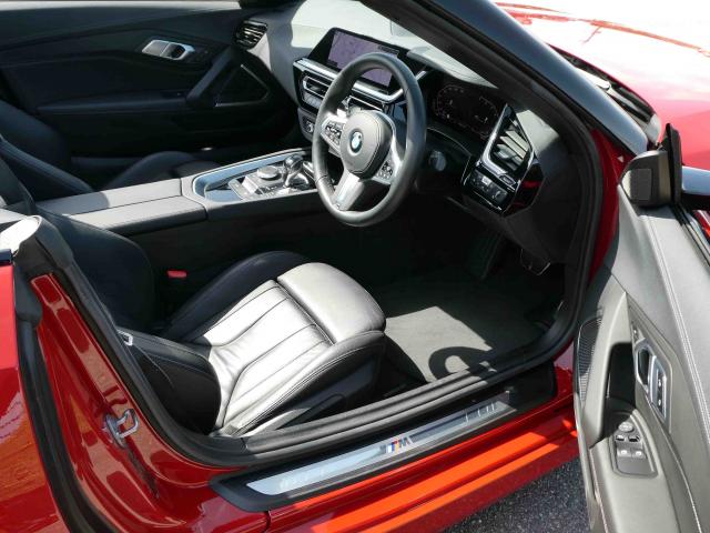 滋賀県中古車　BMW Z4 sDrive20i Mスポーツ