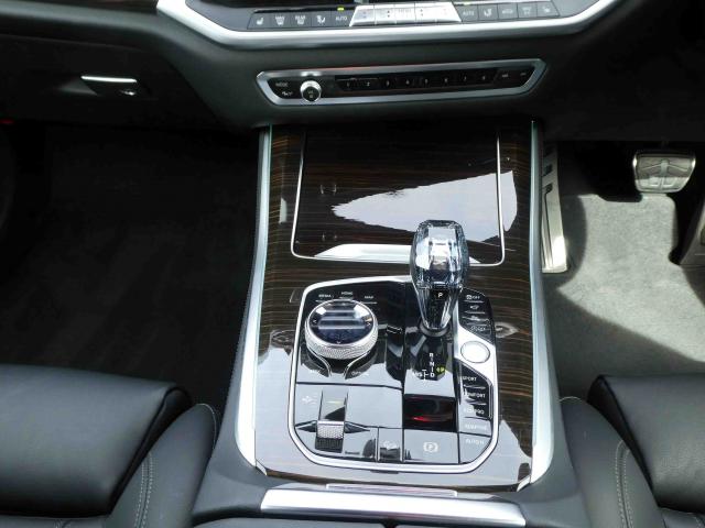 滋賀県中古車　BMW X5 xDrive35d Mスポーツ