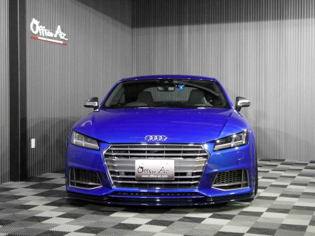 滋賀県中古車　アウディ TTSクーペ 2.0TFSIクワトロ