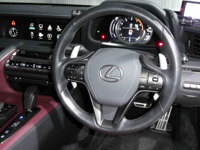 滋賀県中古車　レクサス LC LC500h Lパッケージ