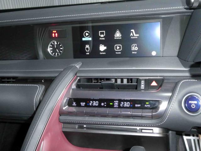 滋賀県中古車　レクサス LC LC500h Lパッケージ
