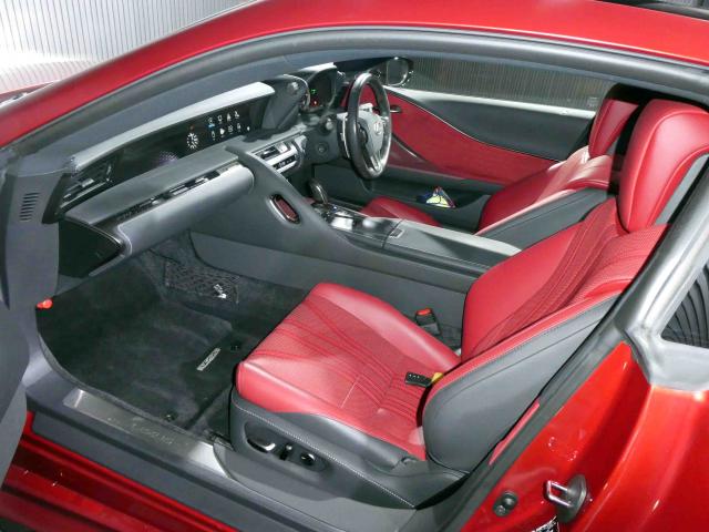 滋賀県中古車　レクサス LC LC500h Lパッケージ