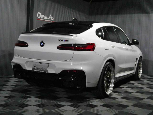 滋賀県中古車　BMW X4 M40i