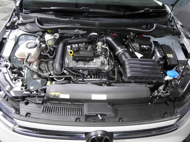 滋賀県中古車　フォルクスワーゲン ポロ TSIアクティブ