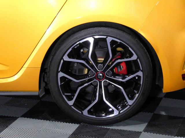 滋賀県中古車　ルノー メガーヌ ルノースポール