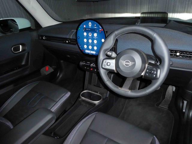 滋賀県中古車　BMW MINI クーパーC クラシックトリム